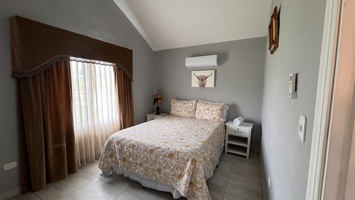 غرفة النوم 2