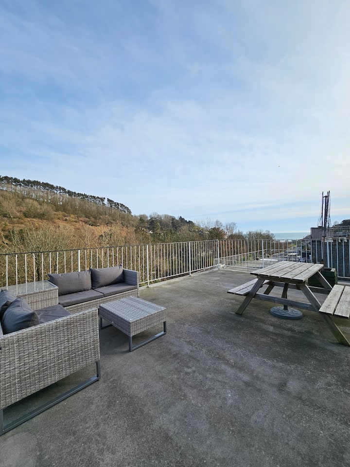 Sea Shaw - Sea View & Dog Friendly.