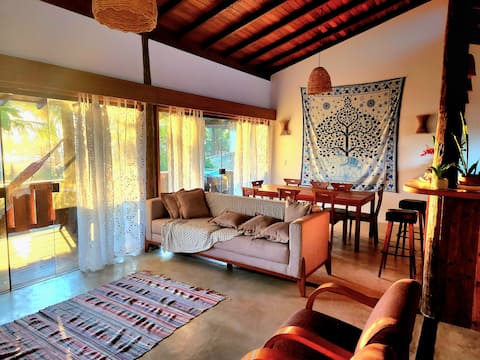 Beachfront House, Sargi Beach – Xandó Condominium