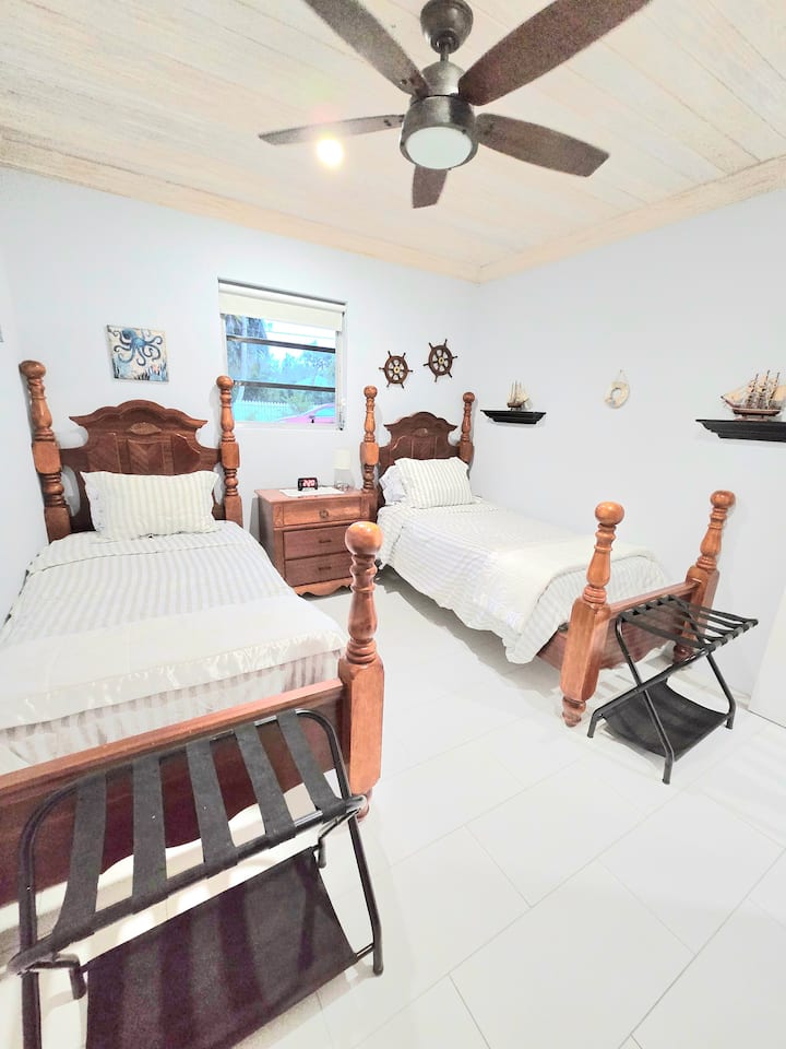 غرفة النوم 1