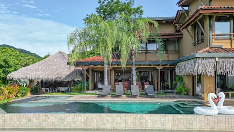 Luxury villa, walk to beach, private, ocean views