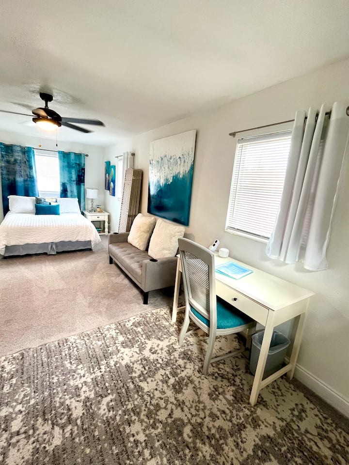 Second Story Sweet - St. Petersburg, FL