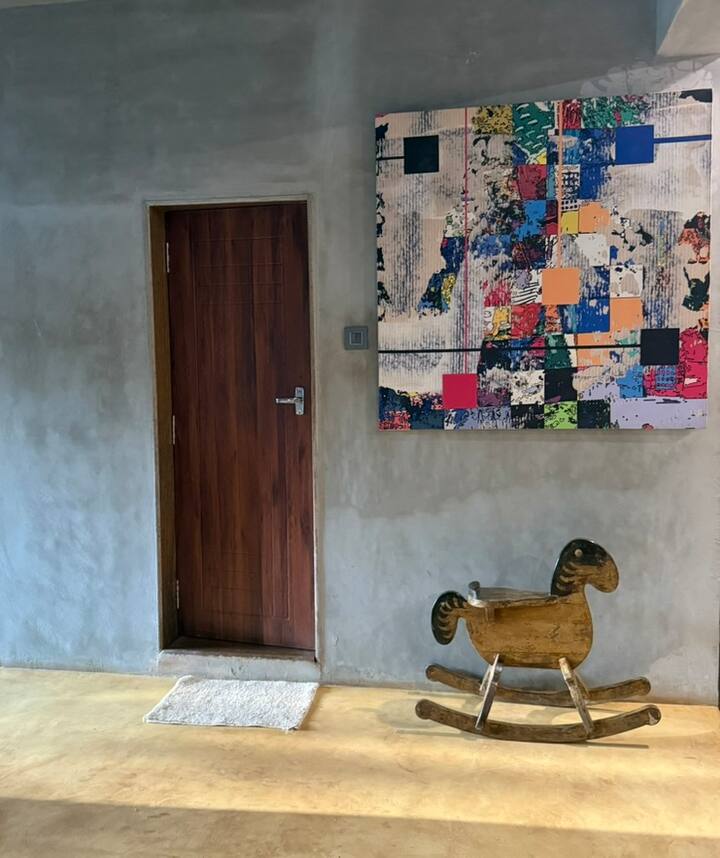 Living room image 6