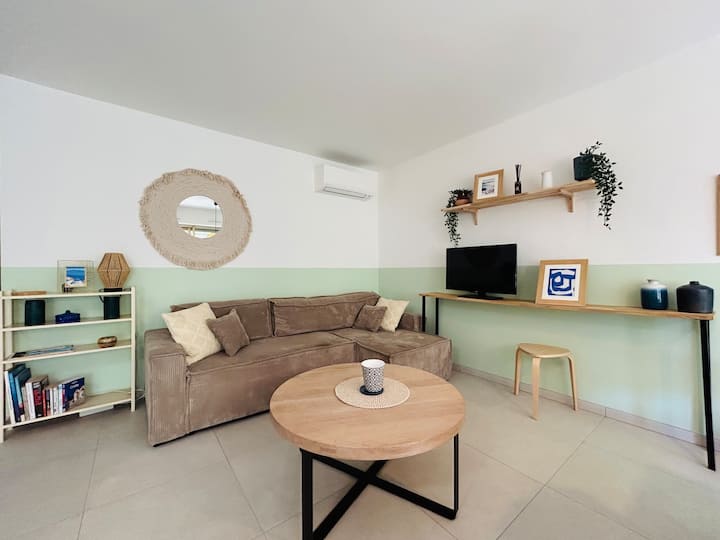 Superbe 70m2 Avec Terrasses, Proche De La Plage - Saint-Tropez