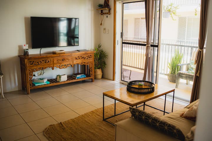 Surf Shack In Iconic Rainbow Bay - Coolangatta Qld - Tweed Heads
