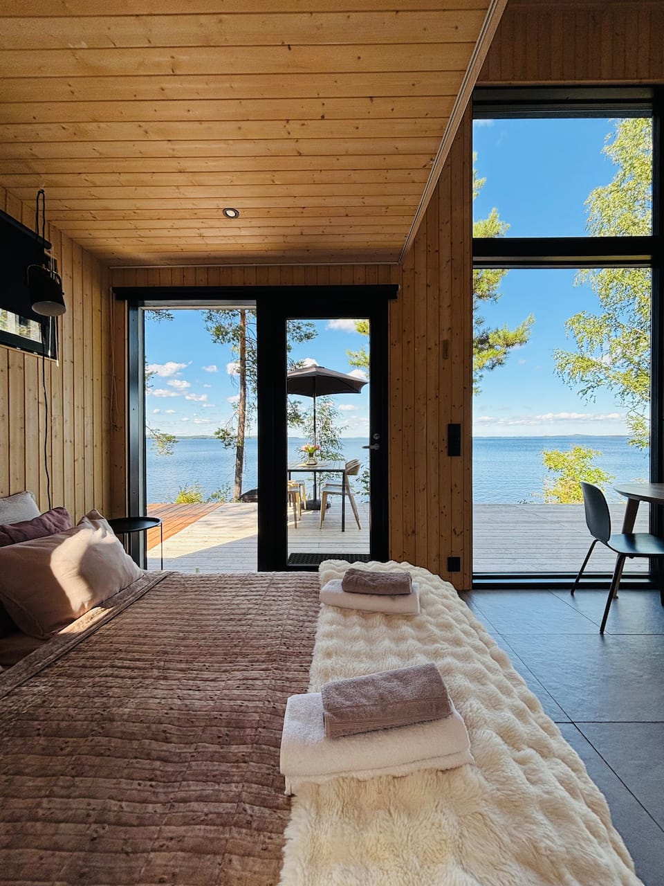 Villa Tuulikki, on Lake Höytiäinen, Kontiolahti, North Karelia, Finland, photo 3 of 10