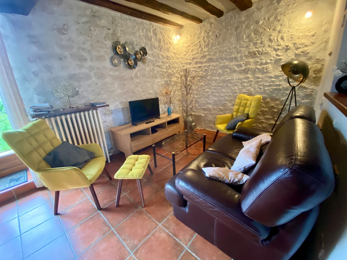 Successful Airbnb property: The small Moyens-Ducs farmhouse in Loir Et Cher