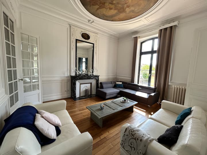 Villa Avec Piscine Et Jardin Centre Ville - Nouvelle-Aquitaine