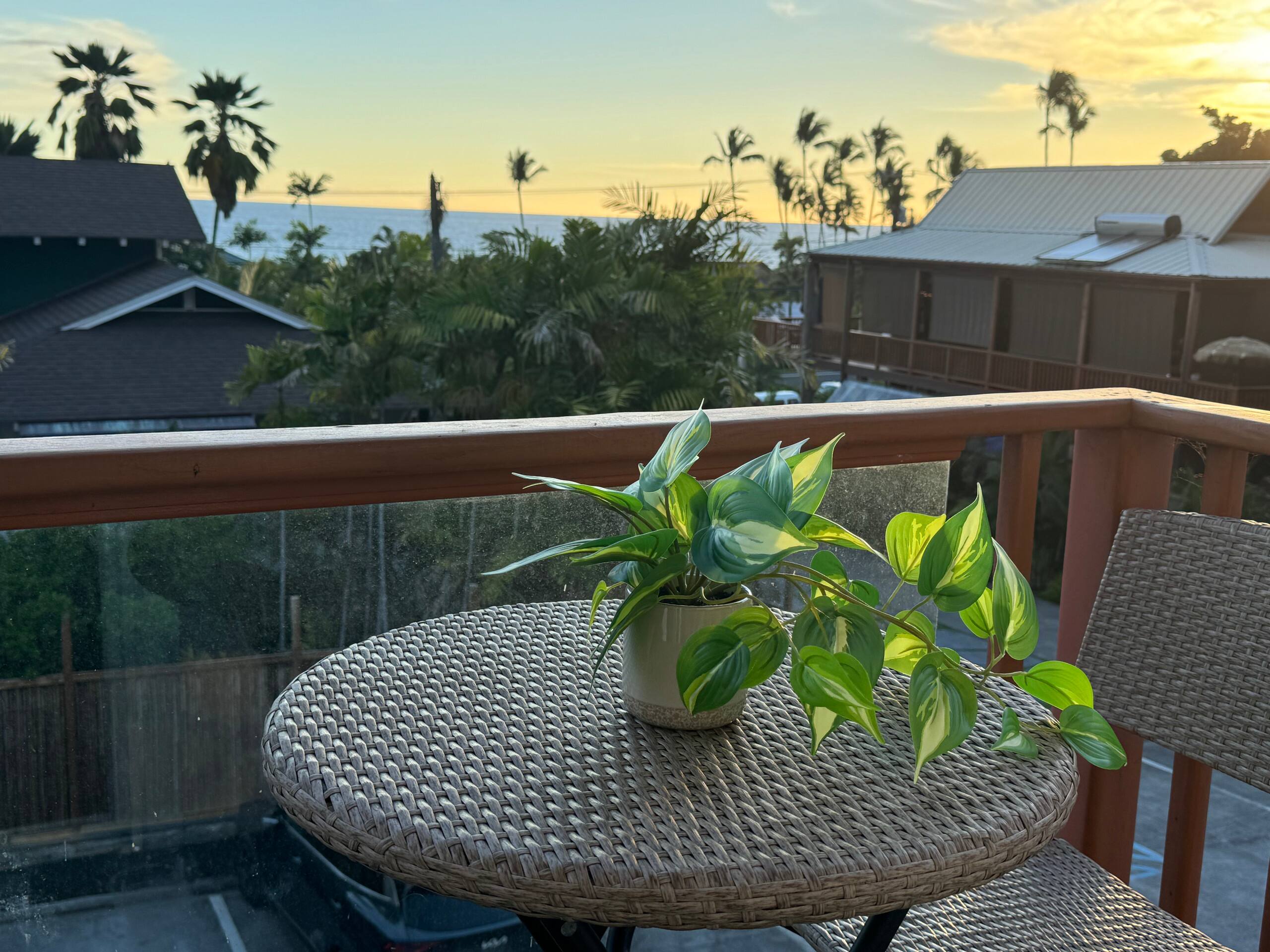 One bedroom w/ocean view in Kona-N - Photo 8