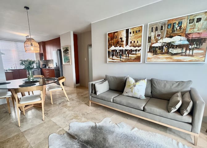 Beachfront with fantastic Sea & Mountain View’s