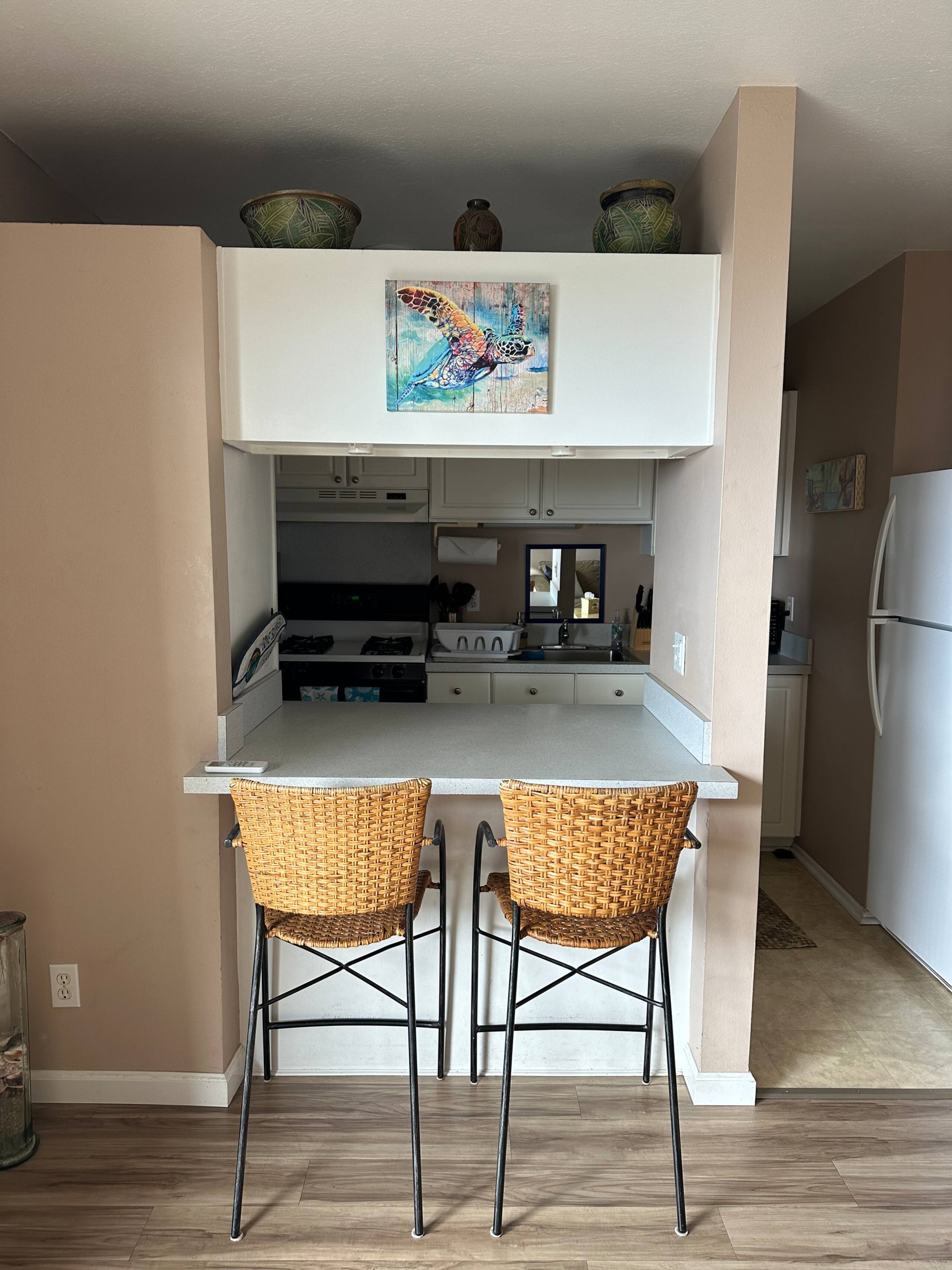 Condo in Kailua-Kona · ★4.89 · 1 bedroom · 2 beds · 1 private bath - Image 11