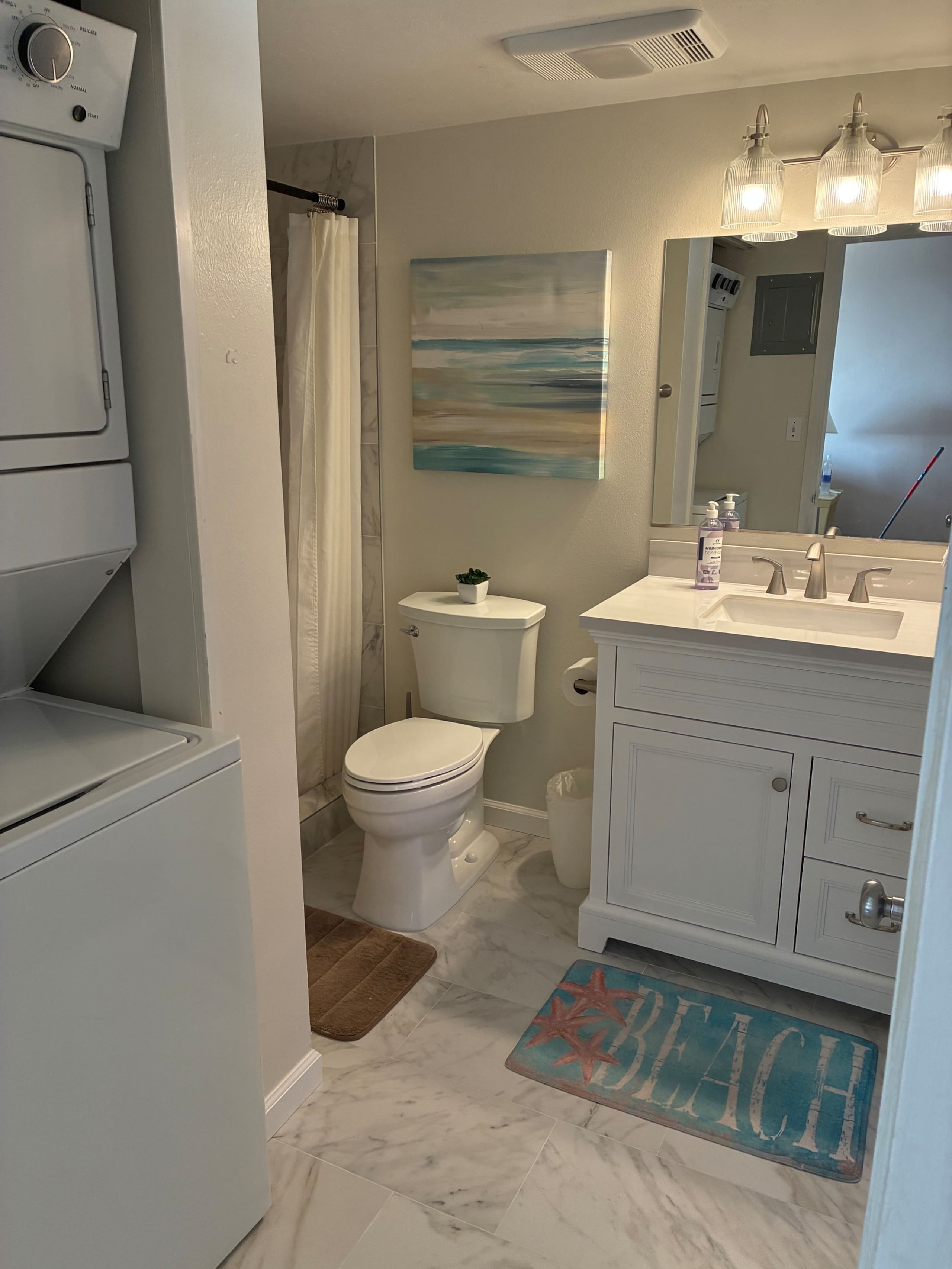 Condo in Kailua-Kona · ★4.89 · 1 bedroom · 2 beds · 1 private bath - Image 17
