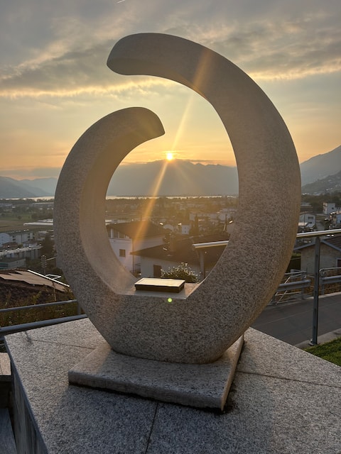 Modern two-room apartment overlooking Lake Maggiore