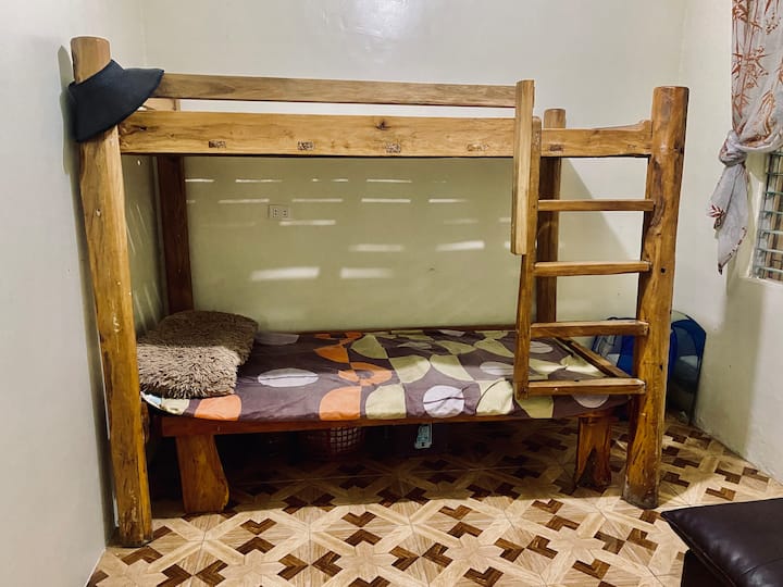 Nuestra habitación con terrazas dobles es perfecta para niños o amigos que duermen. 