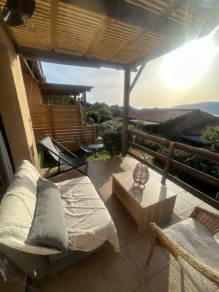 Mini-villa Vue Mer Et Montagne, Terrasse, Piscine - Coti-Chiavari