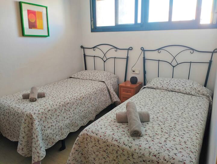 Dhomë gjumi 2