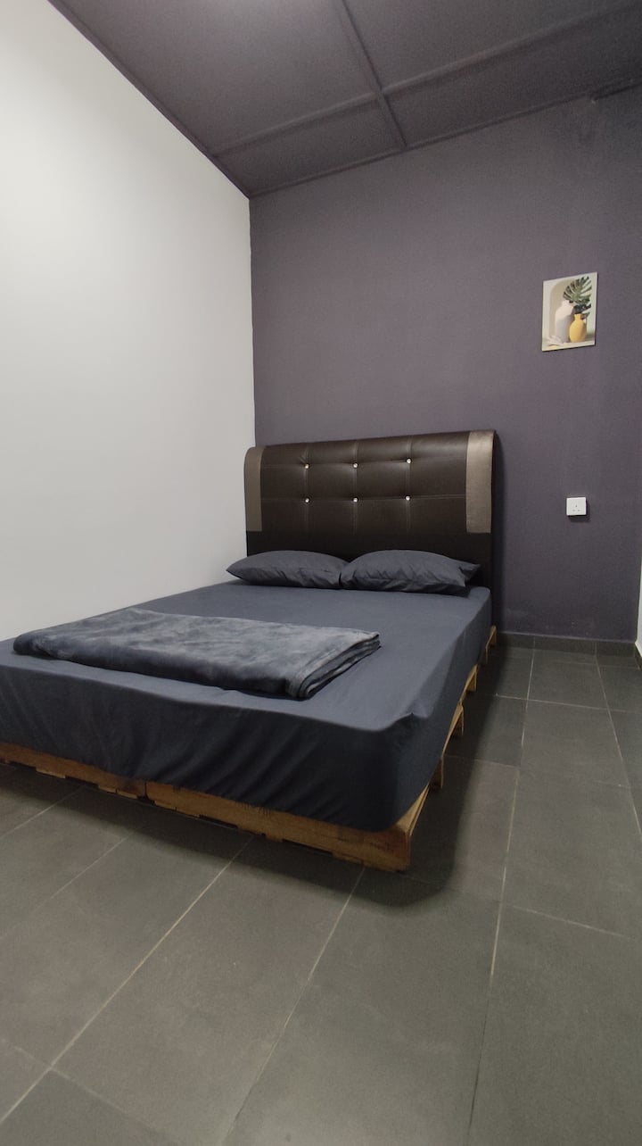 غرفة النوم 2