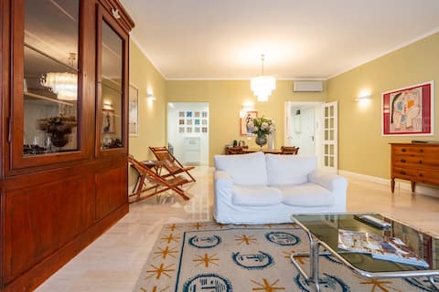 Popular Airbnb listing: Spacious and Bright Design Apartment in Cagliari in Cagliari