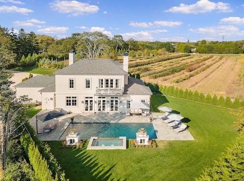 Luxury French Villa in Water Mill