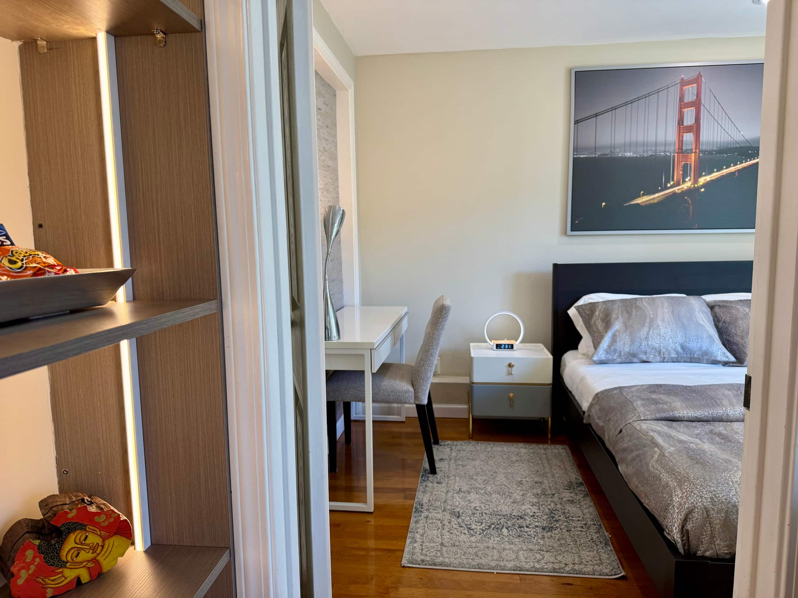 Comfortable Guest Suite in Parkside. - Image 6