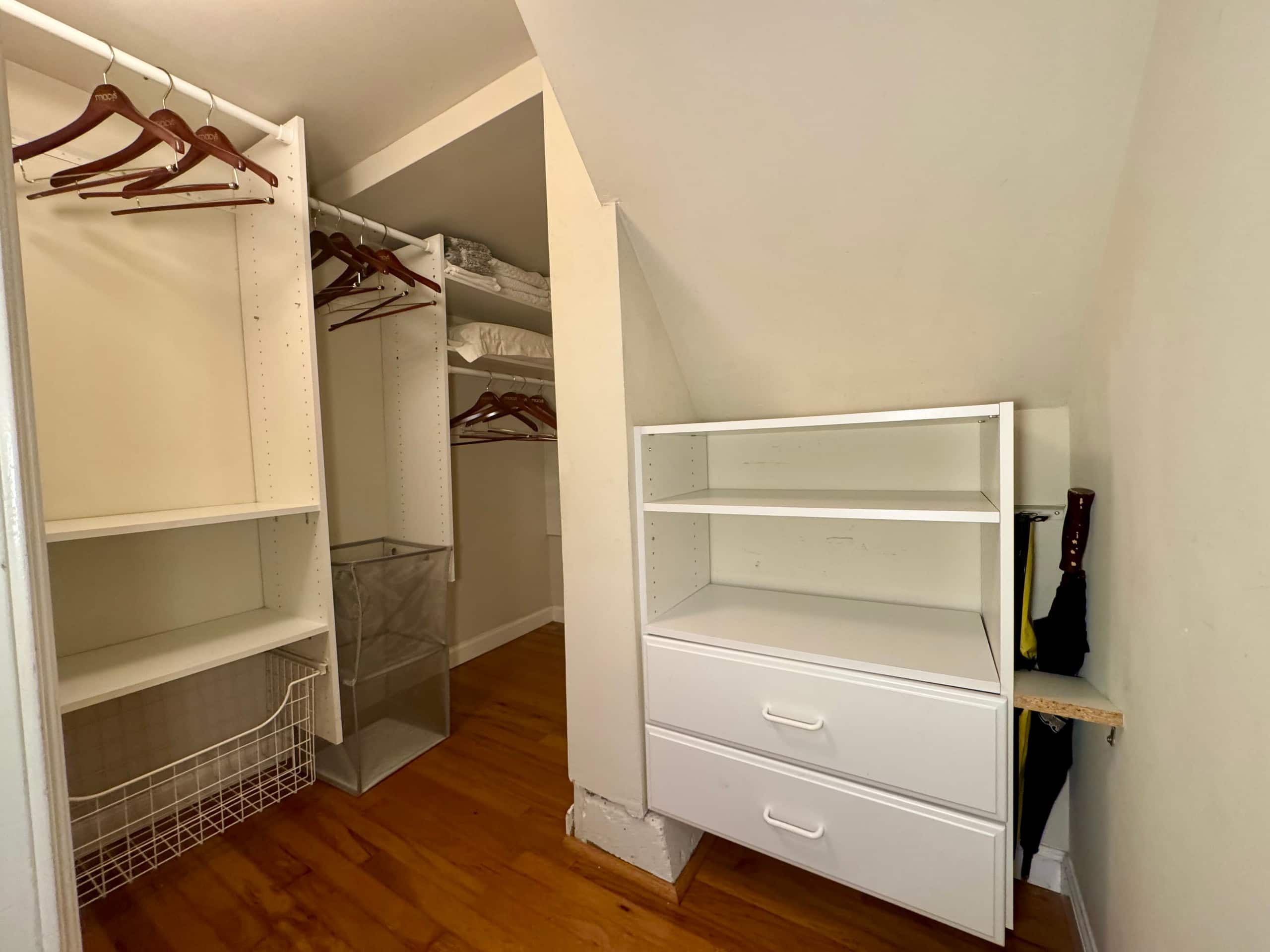 Comfortable Guest Suite in Parkside. - Image 12
