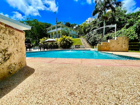 Hacienda Blanca(A Relaxation parenthesis)