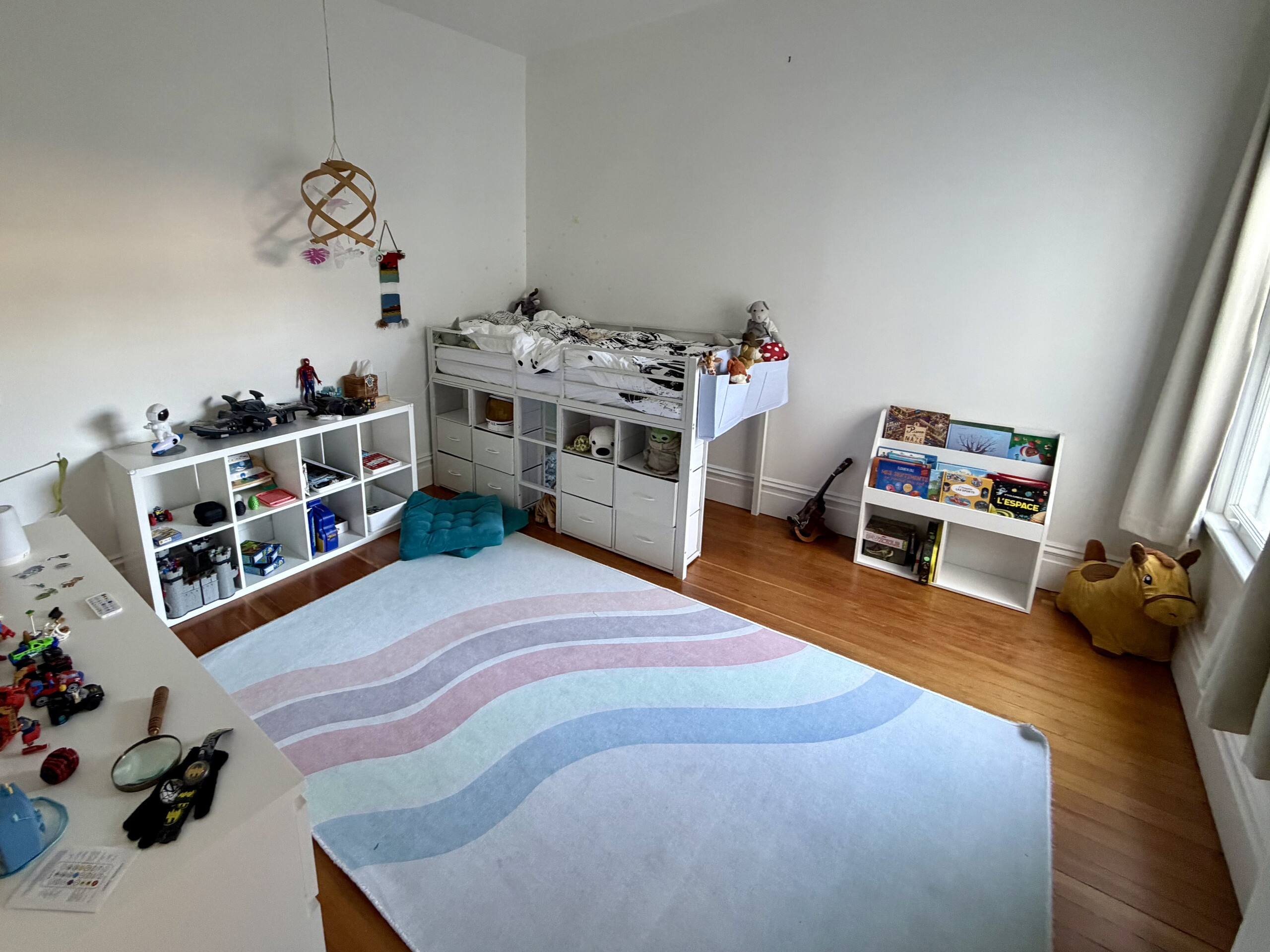Condo in San Francisco · ★5.0 · 3 bedrooms · 4 beds · 2 baths - Image 12