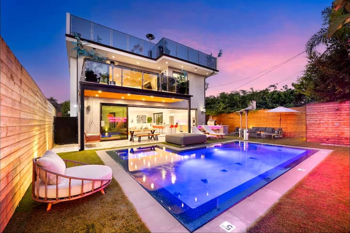 Modern Resort on Melrose in WeHo︱Pool & Spa + Gym