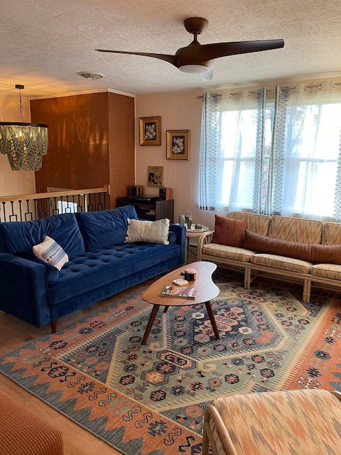 Mnt Sunset View 1m Falling Water