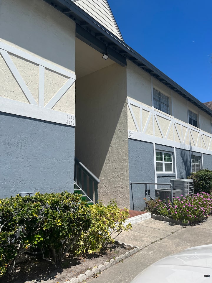 The Pioneer Cottage | 1br Near Disney & Airport - St. Cloud, FL