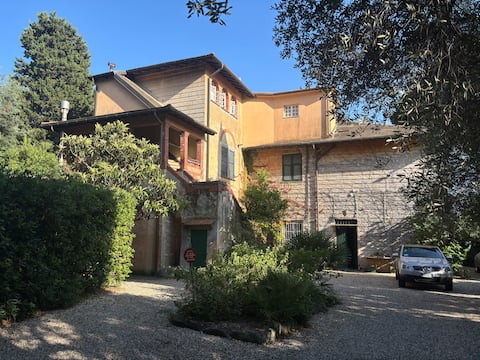Cozy apartment in Villa Lo Scoglio.