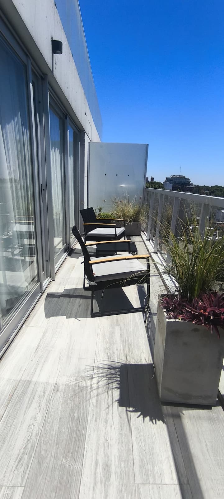 Moderno Espacio Con Balcón - Buenos Aires