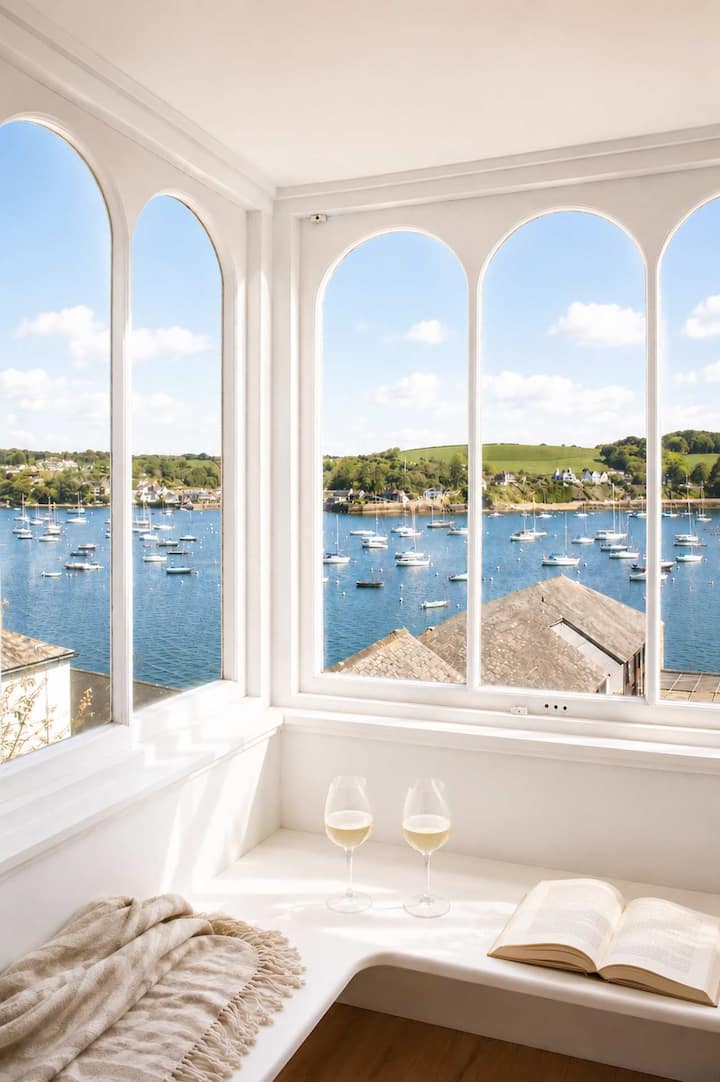 West House - By Rowes Retreats - Penryn