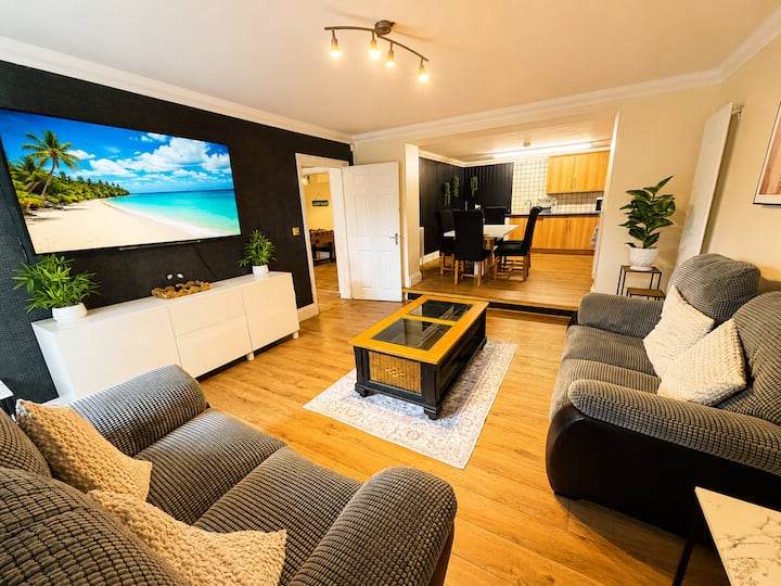 Glen Fern Lodge - Garden Apartment With Parking - Hampshire