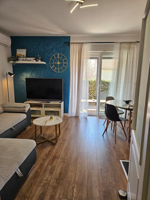 Popular Airbnb listing: Apartment Marlena in Mokošica