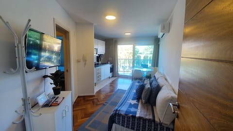 Top Airbnb: Hospital area – Terminal with garage in Municipio B
