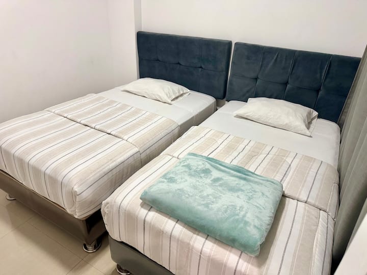 Dhomë gjumi 2