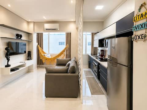 Airbnb em destaque: Modern apartment in front of the Beach! em Santos