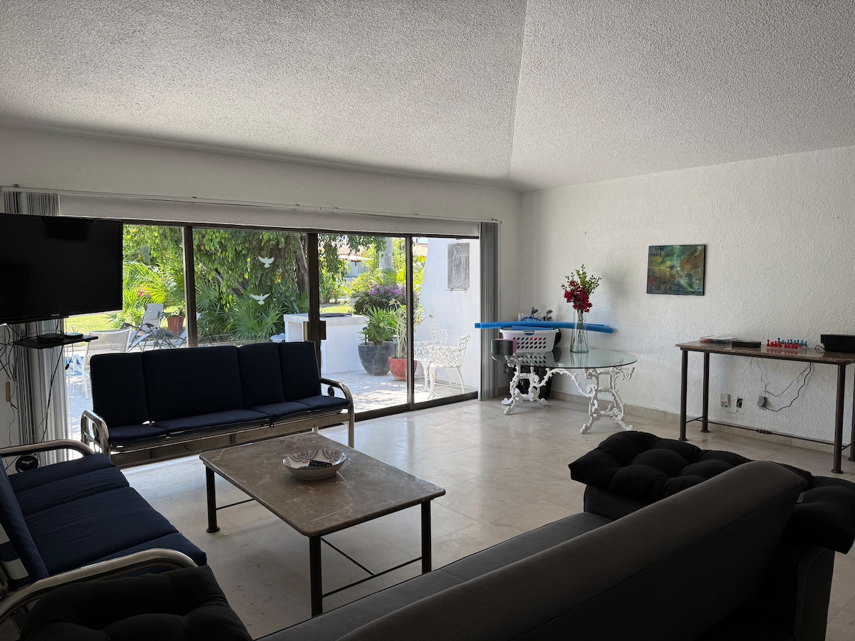 მისაღები ოთახი