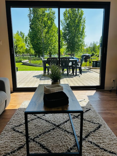 New wooden house, terrace & quiet, 5 minutes from Berck