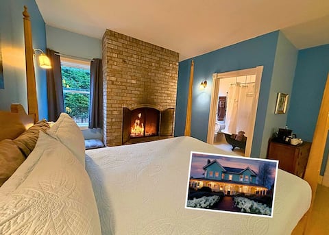 •Sweet Island Hotel• Fireplace, Soaking Tub, WIFI