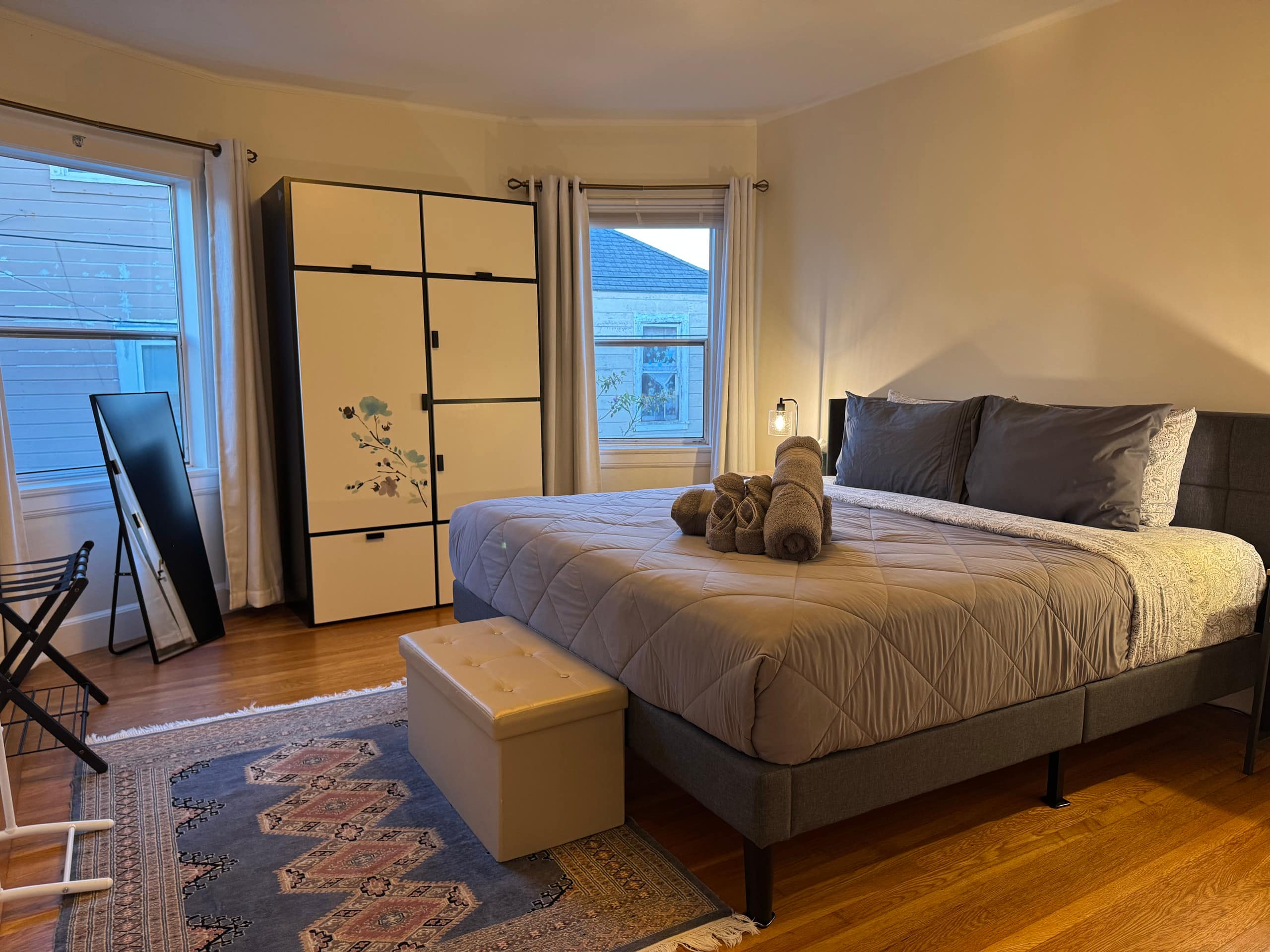 Home in San Francisco · ★4.97 · 2 bedrooms · 3 beds · 1 bath - Image 16