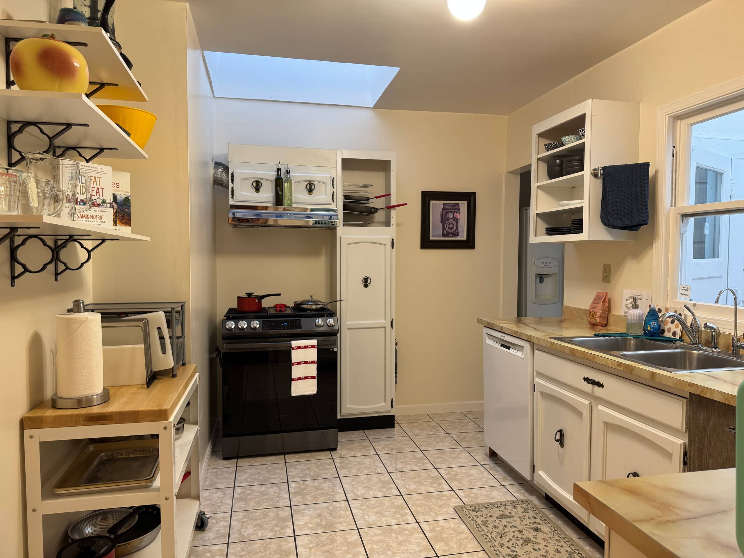 Home in San Francisco · ★4.97 · 2 bedrooms · 3 beds · 1 bath - Image 7