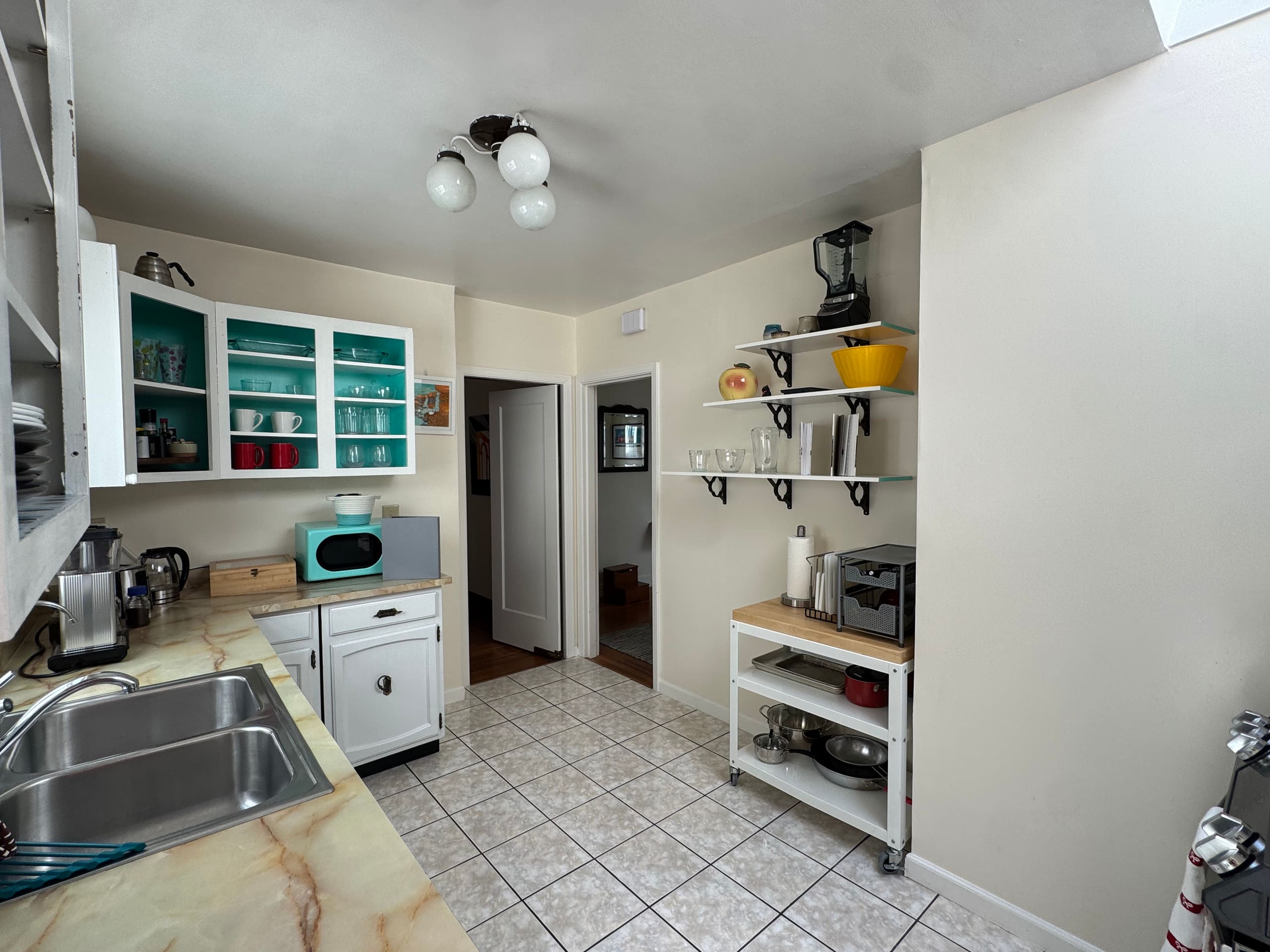 Home in San Francisco · ★4.97 · 2 bedrooms · 3 beds · 1 bath - Image 6