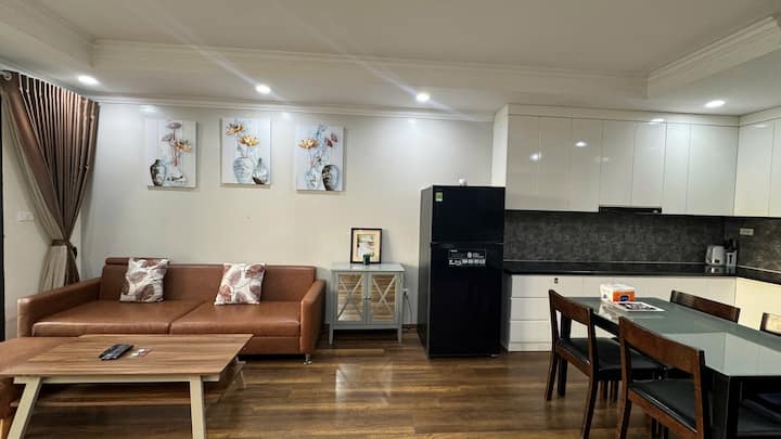 Spacious 2br | Bright & Cozy | Tay Ho Area - Bhoutan