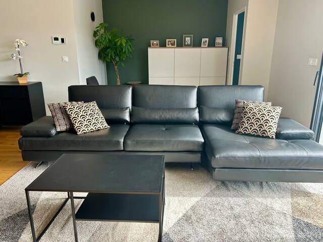 Maison moderne avec piscine gallery image 5