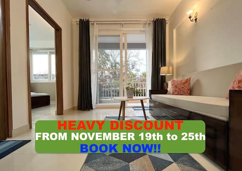 Scenic Work-from-Home Getaway with Mussoorie view