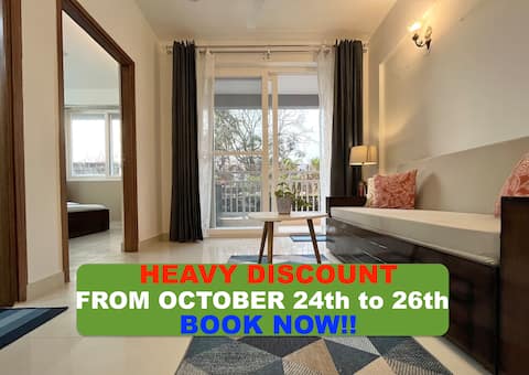 Scenic Work-from-Home Getaway with Mussoorie view