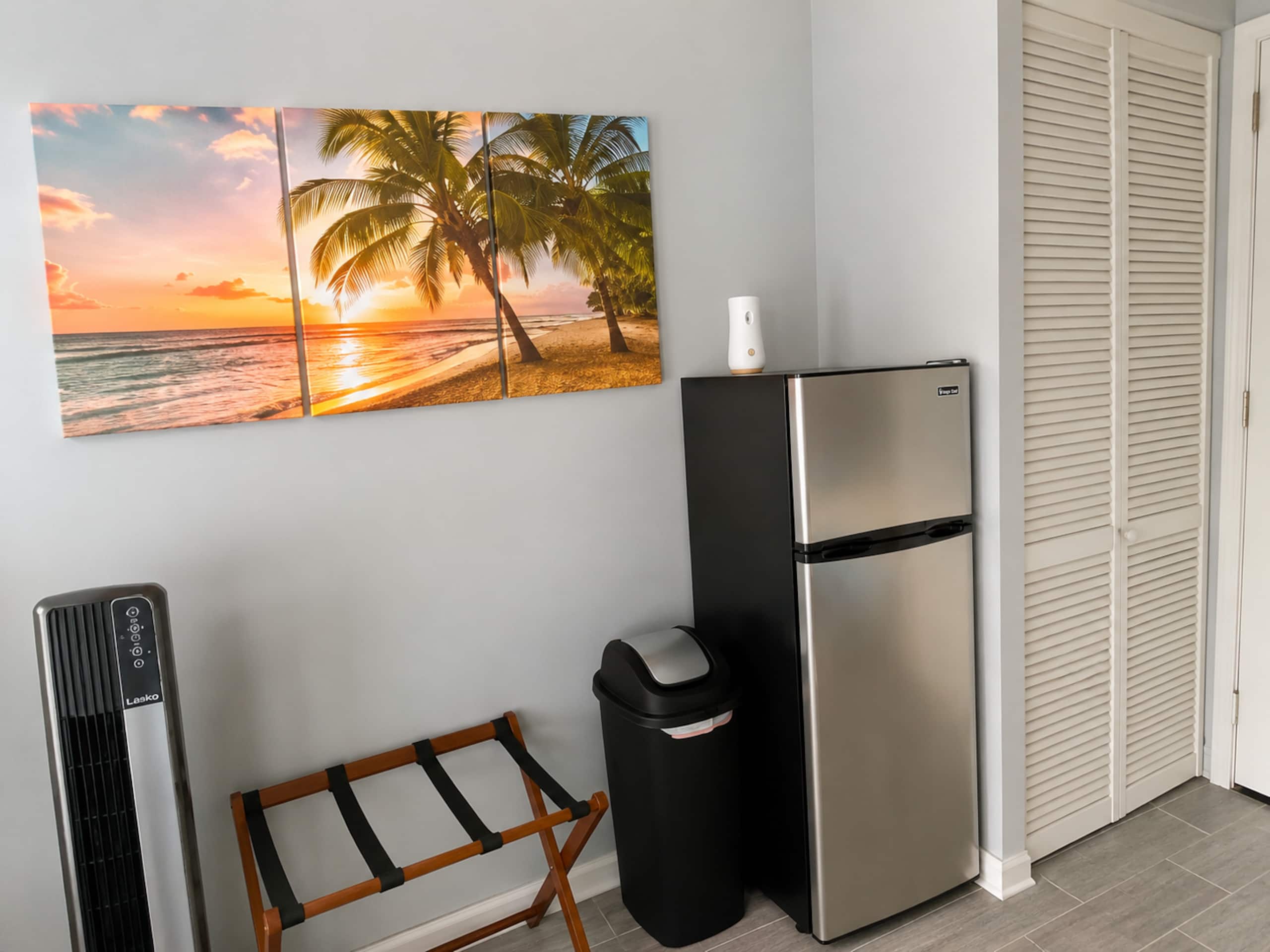 Condo in Honolulu · ★4.87 · 1 bedroom · 2 beds · 1 private bath - Image 13