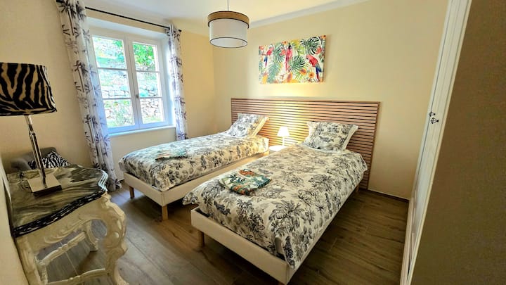 2 нови кревета 90x200